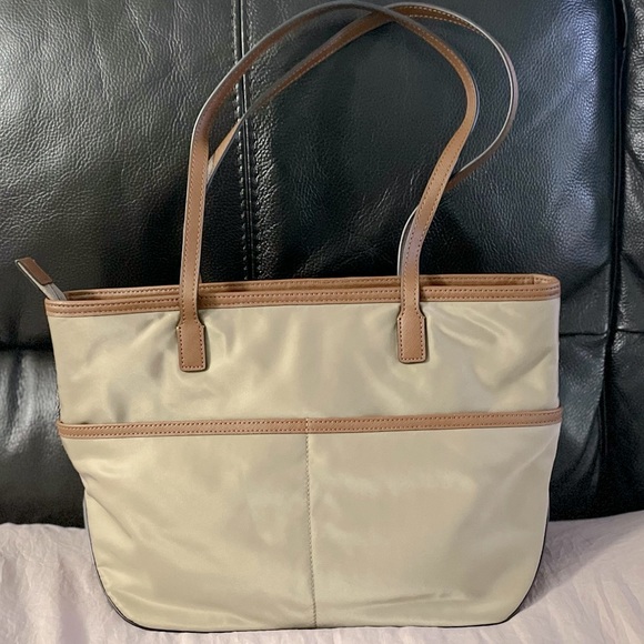 Michael Kors Kempton Medium Nylon Tote Bag - Picture 6 of 16